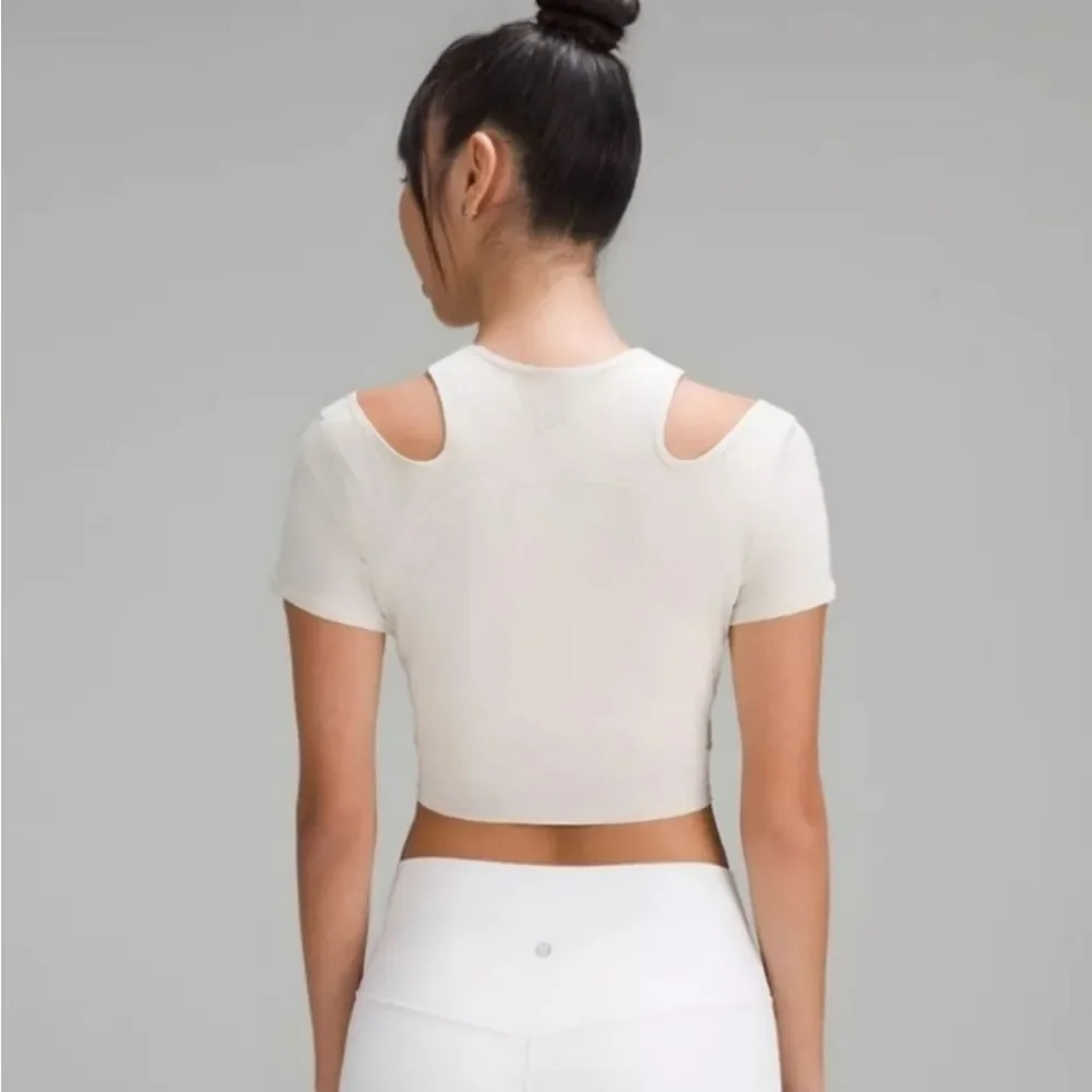 Lululemon Women's Cream Top